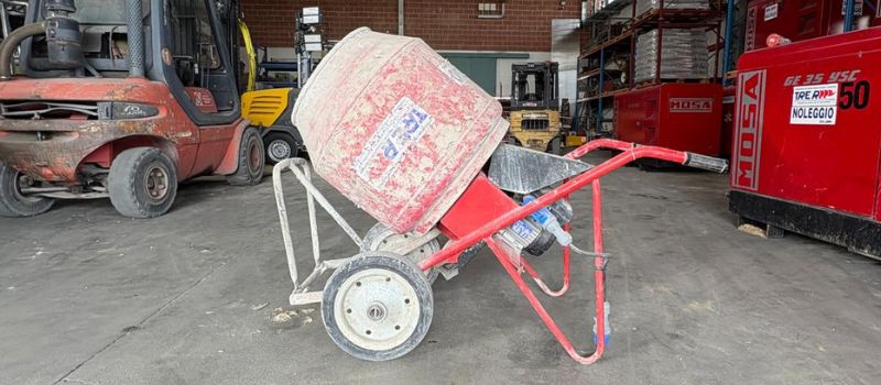 BETONIERA CARRIOLA BB520 USATA