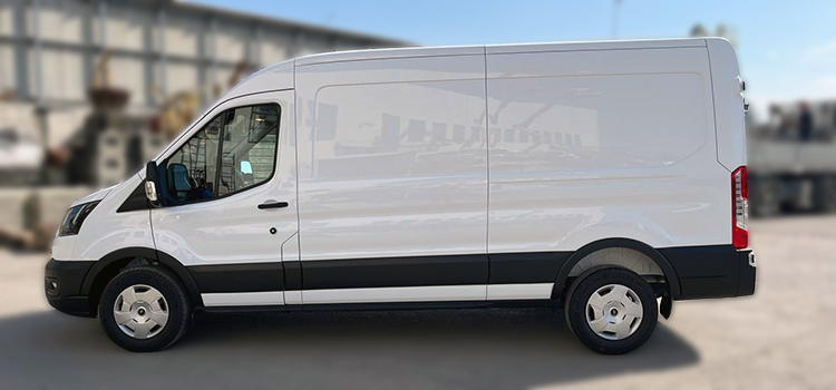 Furgone Ford Transit per traslochi
